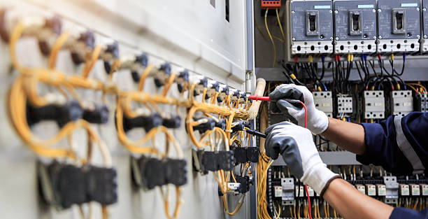 Professional Electrician technician working in Leisure World, MD